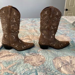 Laredo cowgirl / western boot size 7